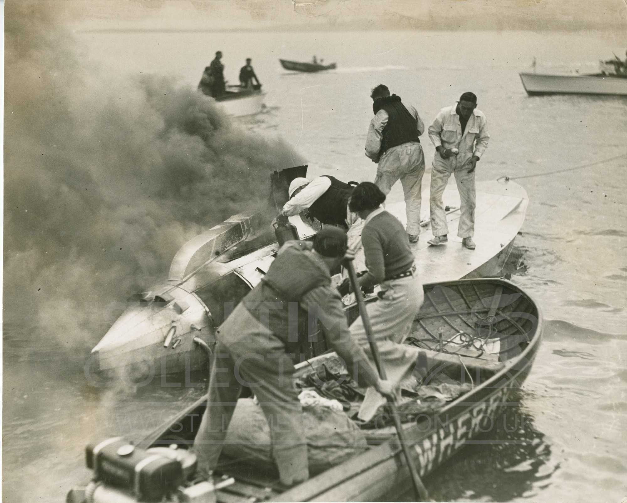 tpt transport ship boat sail yacht speedboat fire flame burn burning