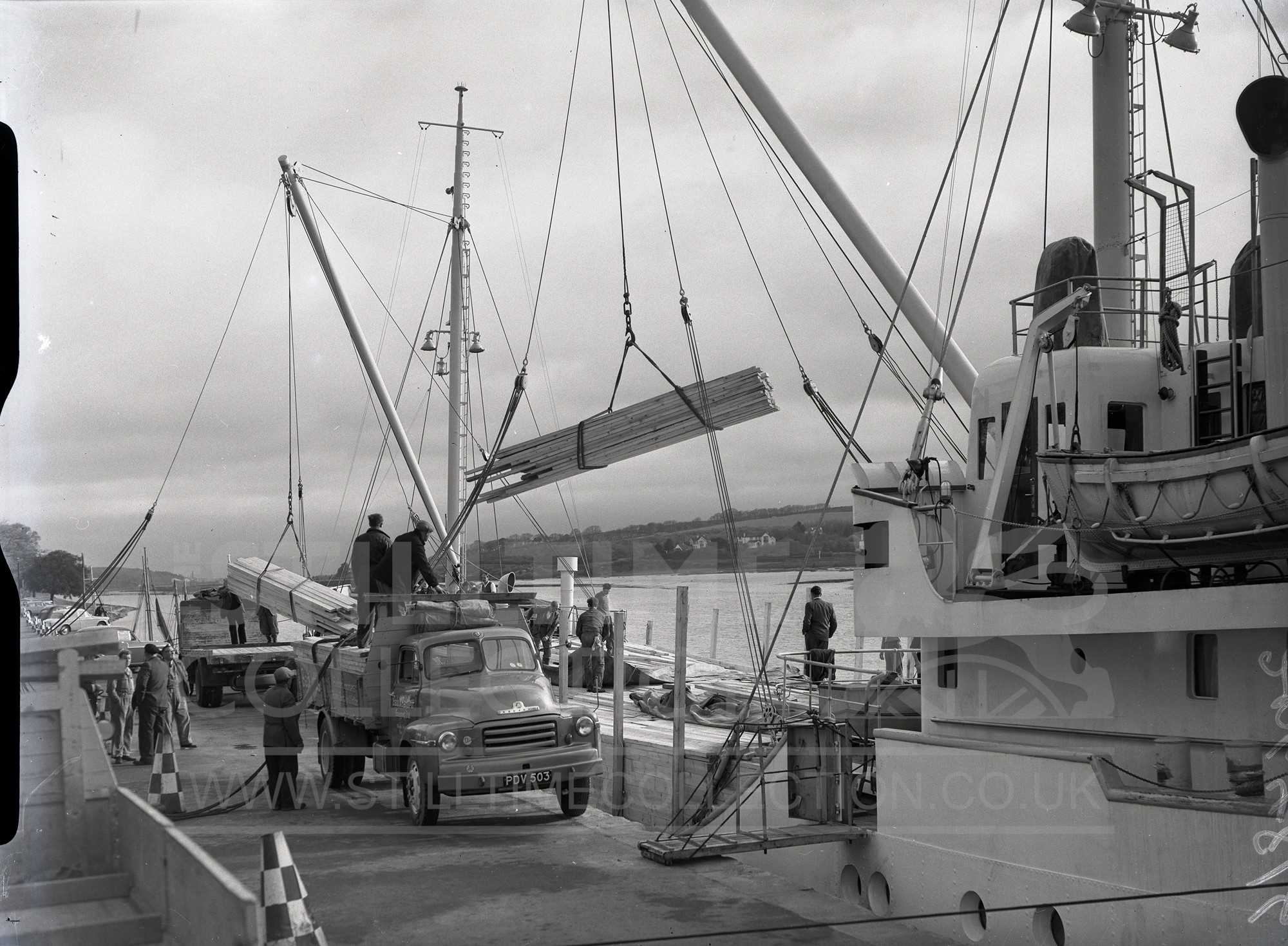 tpt transport truck lorry wagon bedford coy bayly and bartlett place