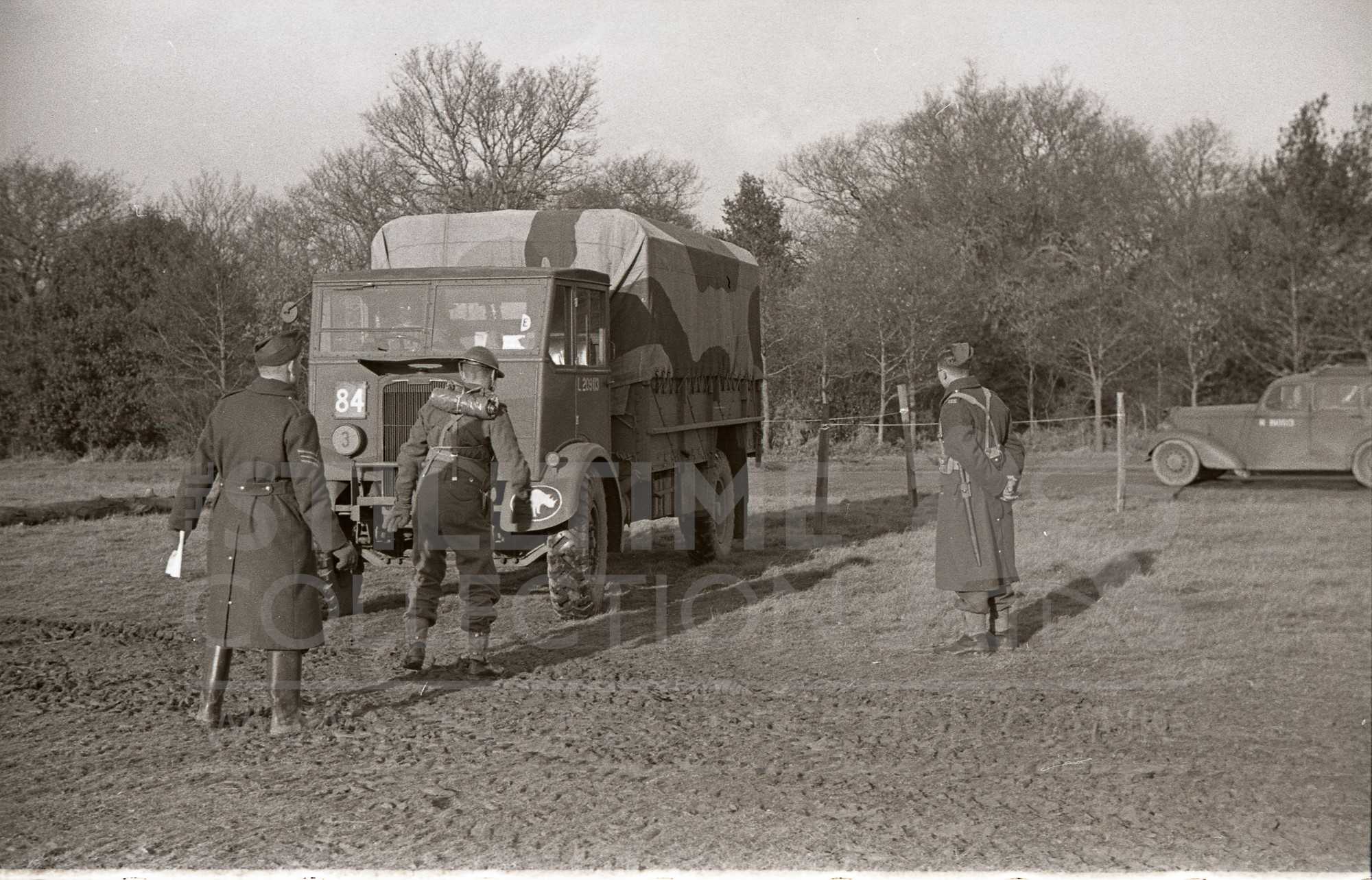 tpt transport truck lorry wagon bedford military soldier war army ww2