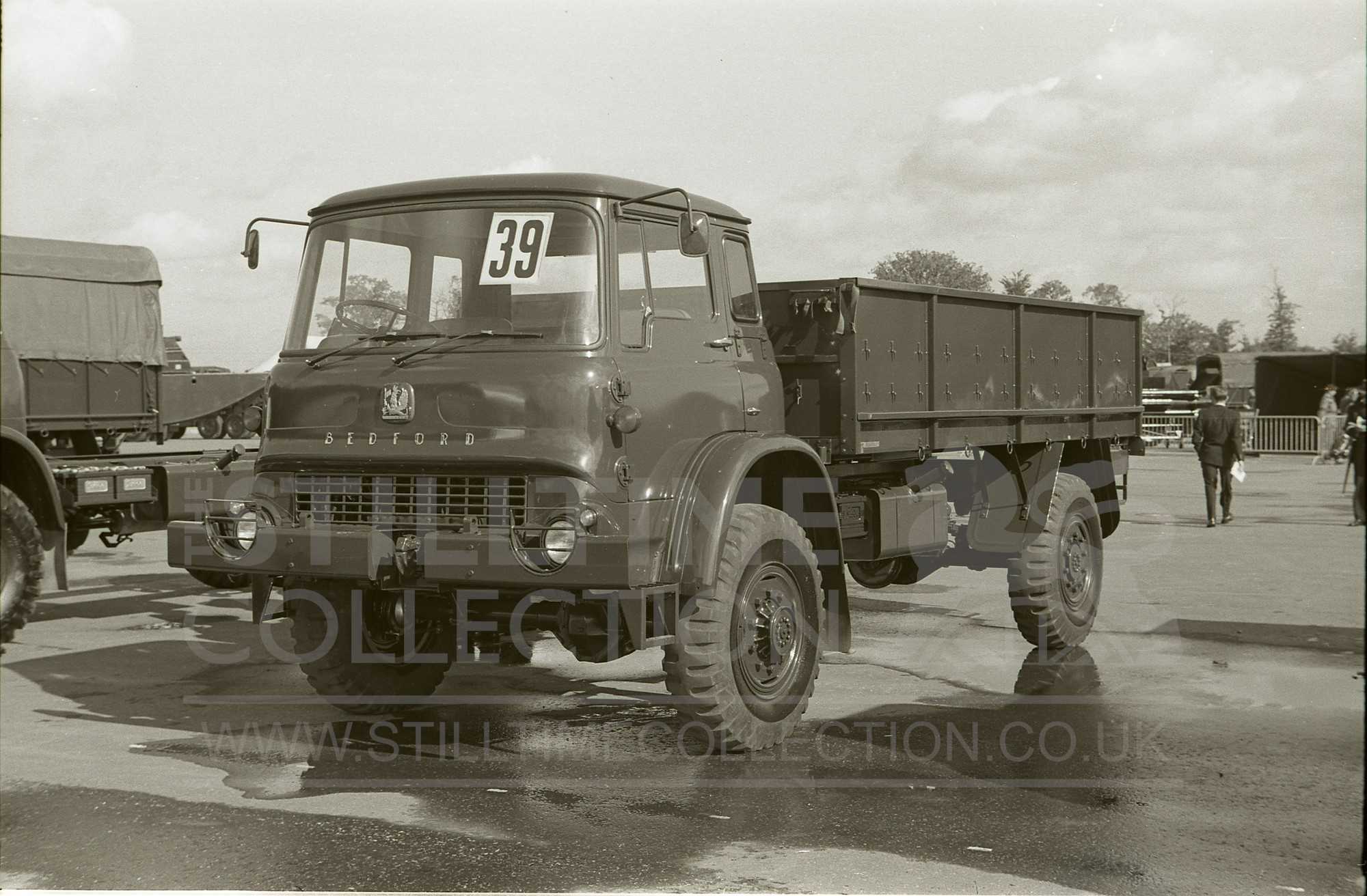 tpt transport truck lorry wagon military soldier war fvrde aec crane