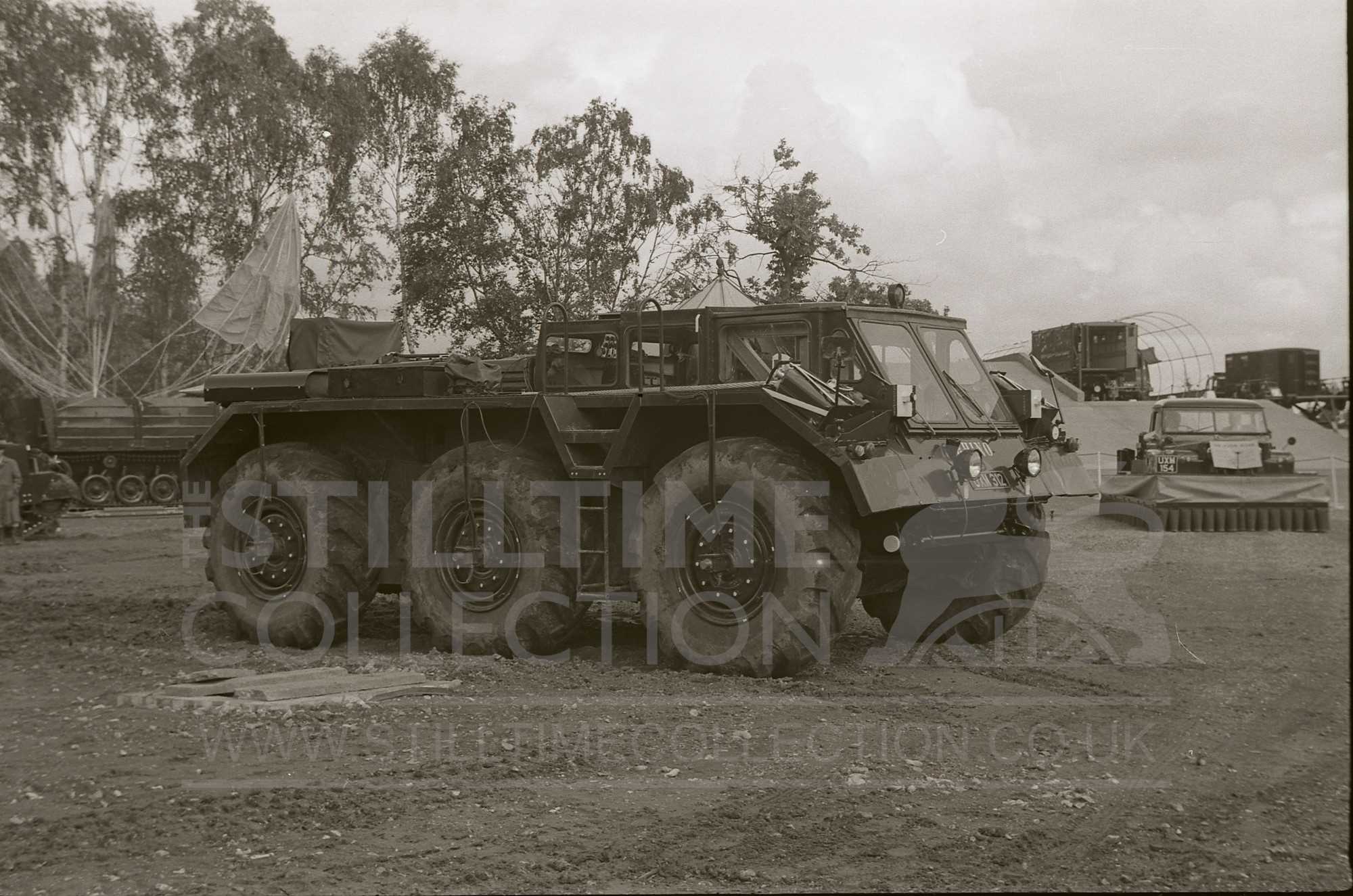 tpt transport truck lorry wagon army soldier military war fvrde rhino